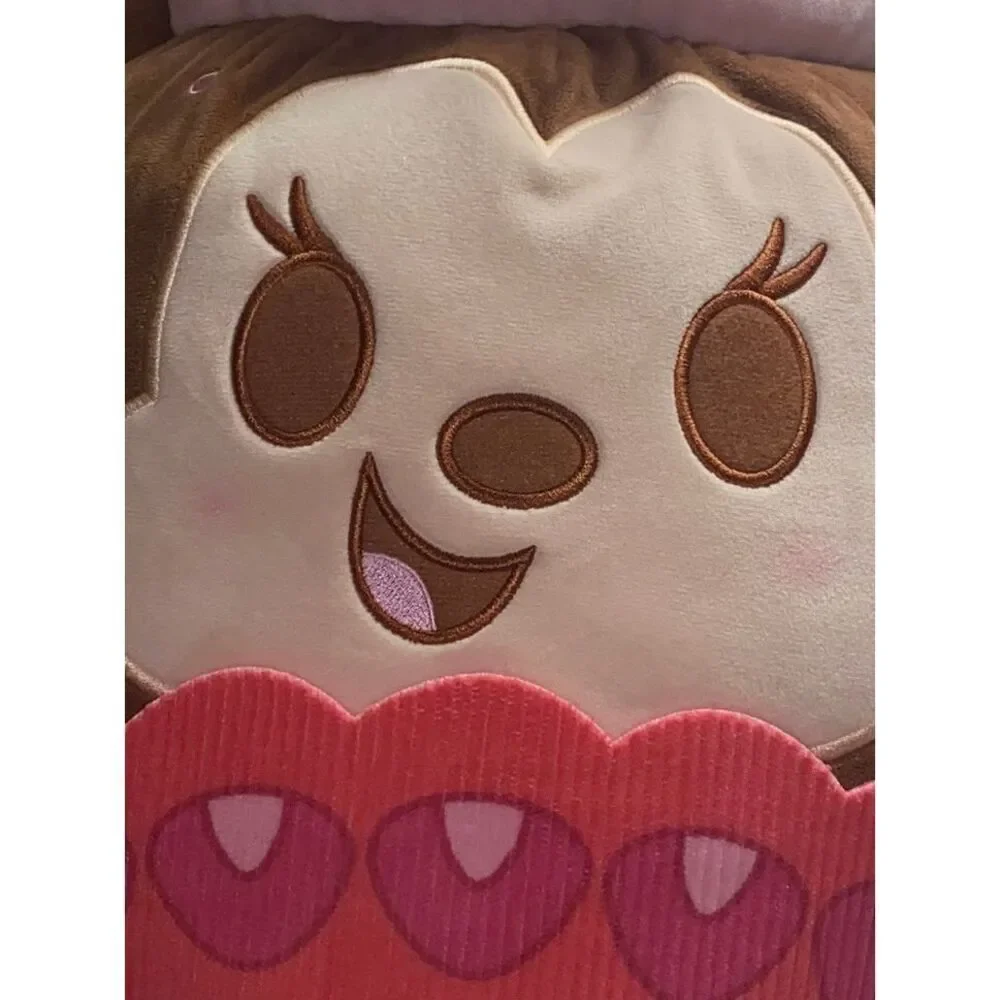 Disney Minnie Mouse Munchlings Cupcake Plush Brown Pink Soft Toy 16.5” Scented